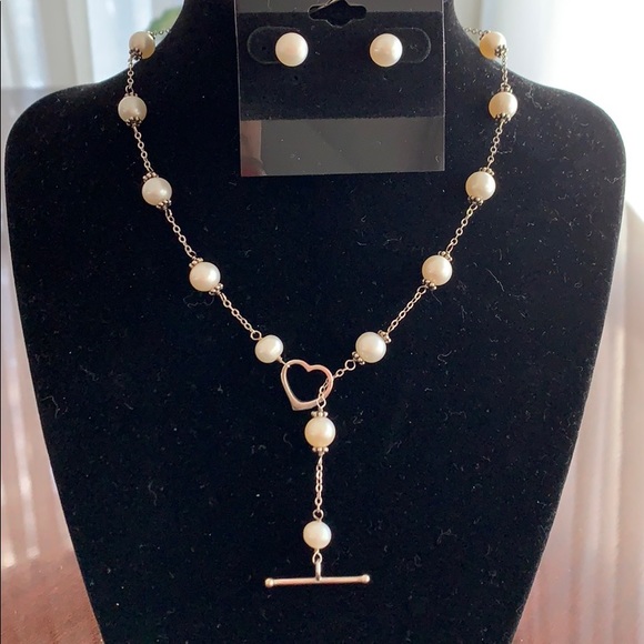 ♥️ Valentine's Special ♥️ Sterling & Pearl Set - Picture 2 of 7